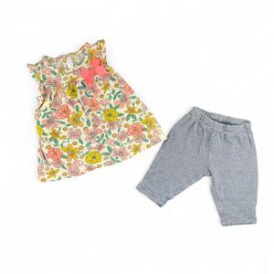 Floral baby girl top and cropped pants set size 3 months